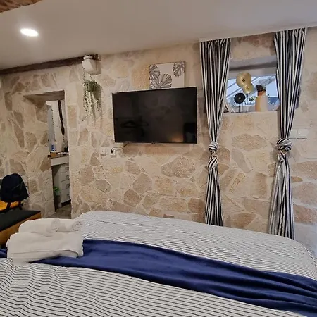 Apartment Stone